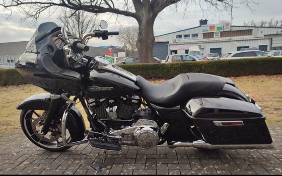 Gebrauchtmotorrad Harley-Davidson Road Glide Ultra - Bild 5