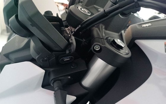 Gebrauchtmotorrad Suzuki GSX-8S - Bild 9