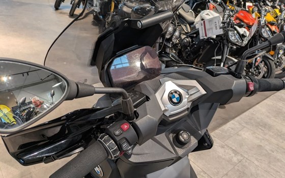 Gebrauchtmotorrad BMW C 400 X - Bild 6