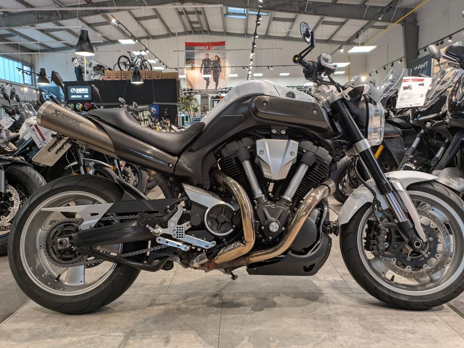 Yamaha MT-01