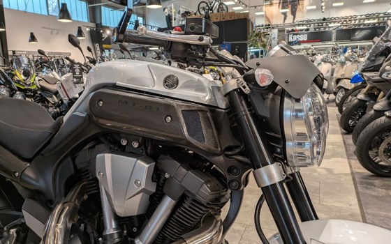 Gebrauchtmotorrad Yamaha MT-01 - Bild 6