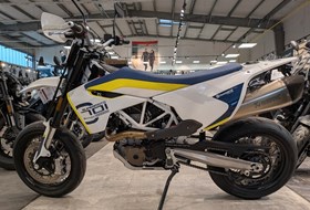 Husqvarna 701 Supermoto