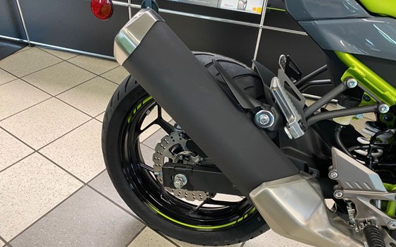 Neufahrzeug Kawasaki Z125 - Bild 11