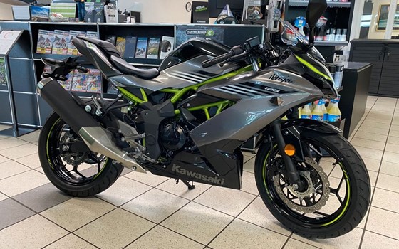 Neufahrzeug Kawasaki Ninja 125 - Bild 3