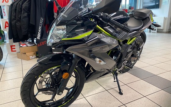 Neufahrzeug Kawasaki Ninja 125 - Bild 4