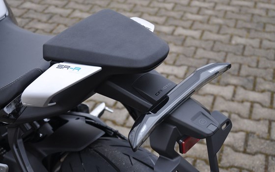 Neufahrzeug CFMOTO 675SR-R - Bild 15