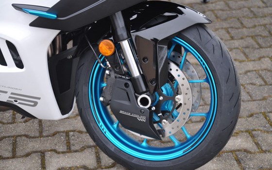 Neufahrzeug CFMOTO 675SR-R - Bild 16