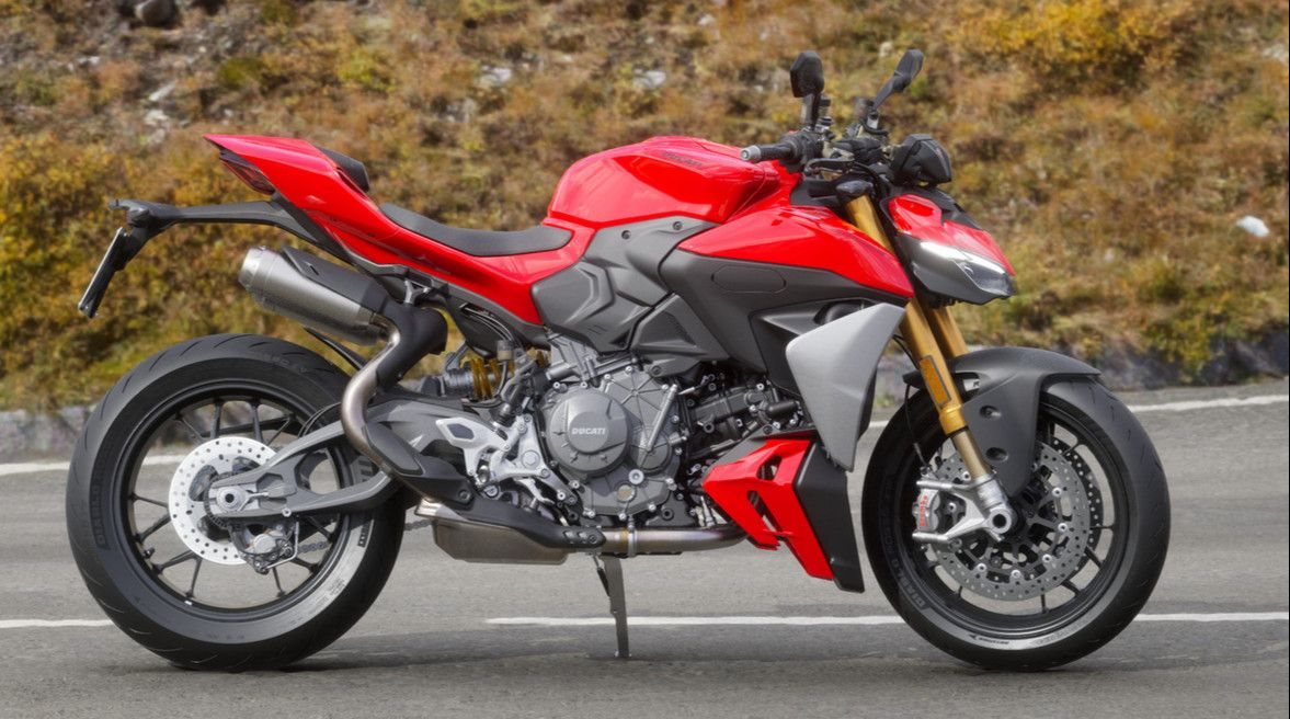 Ducati Streetfighter V2 S