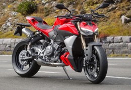 Neumotorrad Ducati Streetfighter V2
