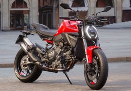 Neumotorrad Ducati Monster 900