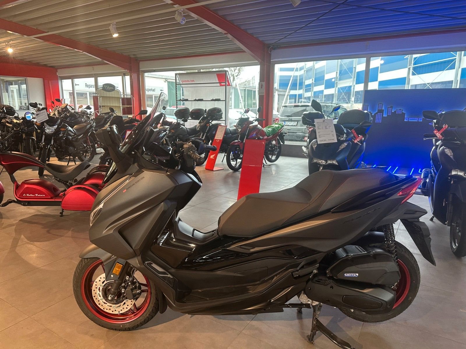 Honda Forza 125 Special Edition