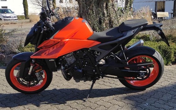 Gebrauchtmotorrad KTM 990 Duke - Bild 3