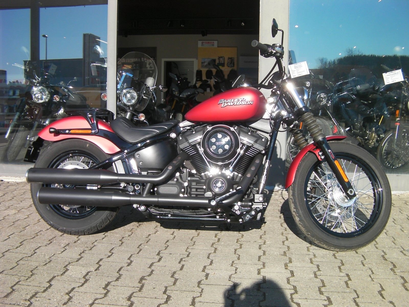 Harley-Davidson Softail Street Bob FXBB 