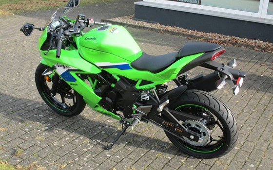 Neufahrzeug Kawasaki Ninja 125 - Bild 3