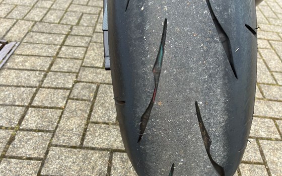 Gebrauchtmotorrad Honda CBR1000RR-R Fireblade SP - Bild 8