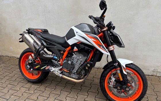 Gebrauchtmotorrad KTM 890 Duke R - Bild 9