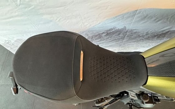 Gebrauchtmotorrad Ducati Diavel 1260 Lamborghini - Bild 10