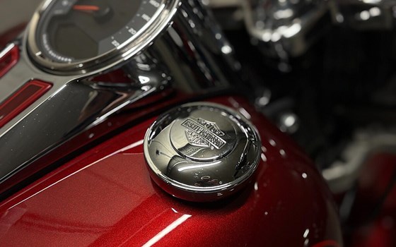 Gebrauchtmotorrad Harley-Davidson Softail Fat Boy 114 FLFBS - Bild 9