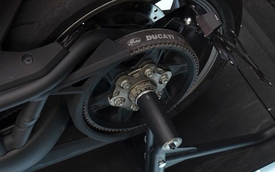 Gebrauchtmotorrad Ducati XDiavel - Bild 12