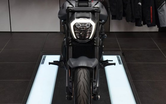 Gebrauchtmotorrad Ducati XDiavel - Bild 14