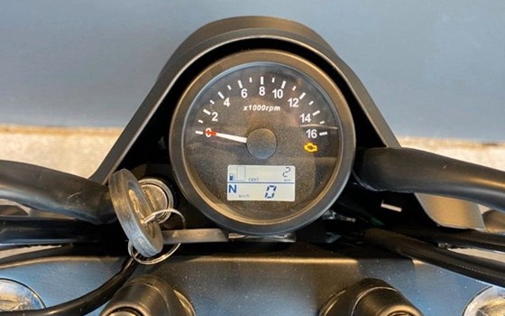 Neufahrzeug Brixton Crossfire 125 XS - Bild 11