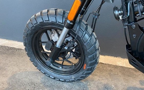 Neufahrzeug Brixton Crossfire 125 XS - Bild 15