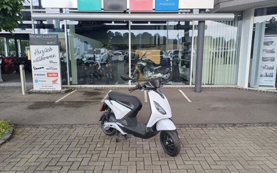 Neufahrzeug Piaggio 1 + - Bild 2