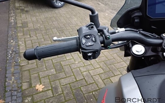 Neufahrzeug Moto Guzzi V85 Strada - Bild 10