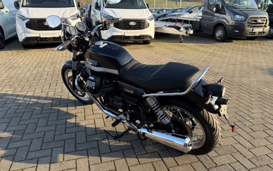 Gebrauchtmotorrad Moto Guzzi V7 Special - Bild 5