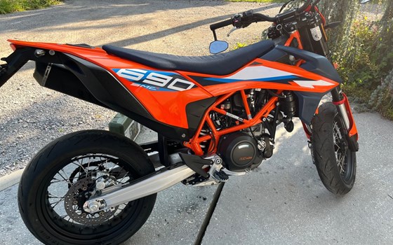 Gebrauchtmotorrad KTM 690 SMC R - Bild 1