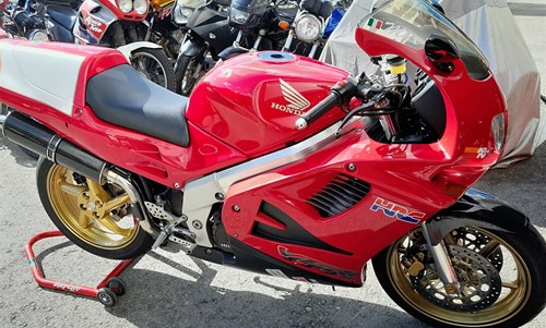 Honda VFR 750 F