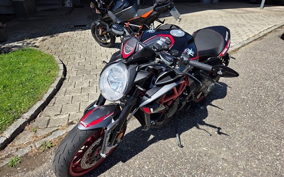 Gebrauchtmotorrad MV Agusta Brutale 800 RR - Bild 3