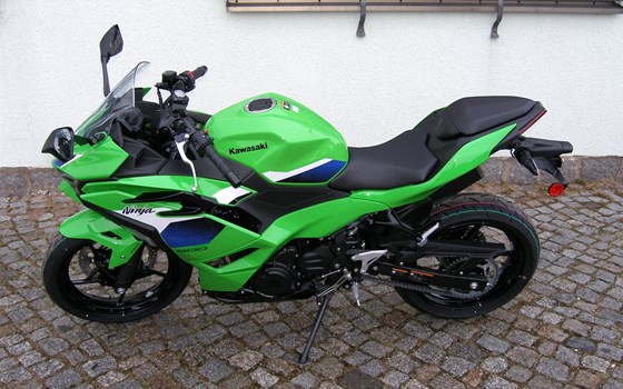 Neufahrzeug Kawasaki Ninja 500 SE - Bild 1