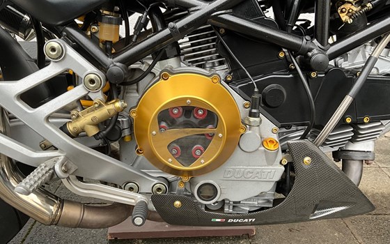 Gebrauchtmotorrad Ducati Monster 900 i.e. Dark - Bild 9