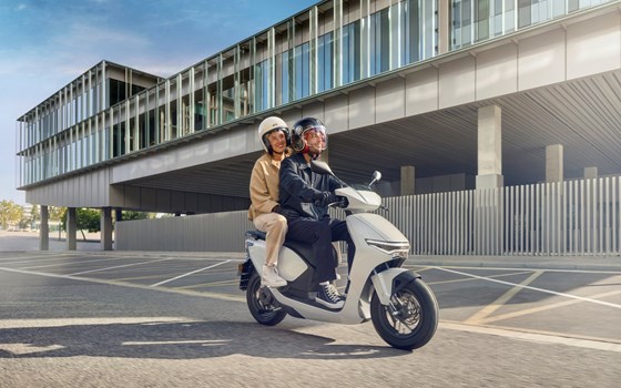 Gebrauchtmotorrad Honda CUV e: - Bild 4