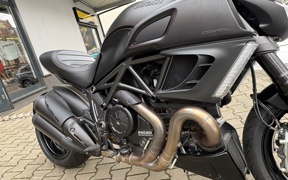 Gebrauchtmotorrad Ducati Diavel 1200 - Bild 10