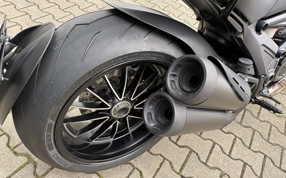 Gebrauchtmotorrad Ducati Diavel 1200 - Bild 9
