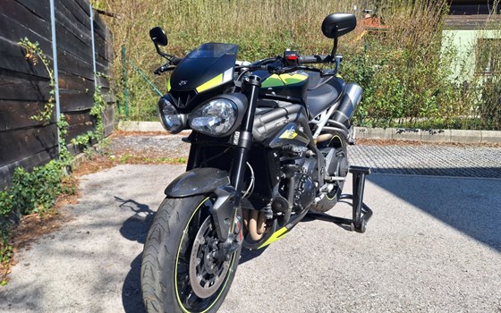 Gebrauchtmotorrad Triumph Speed Triple RS - Bild 3