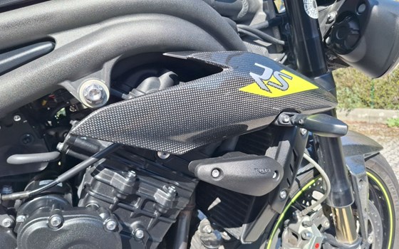 Gebrauchtmotorrad Triumph Speed Triple RS - Bild 8