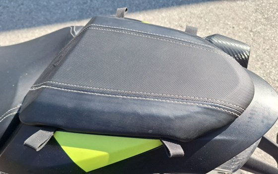 Gebrauchtmotorrad Triumph Speed Triple RS - Bild 9