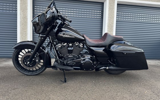 Gebrauchtmotorrad Harley-Davidson Street Glide FLHX - Bild 8