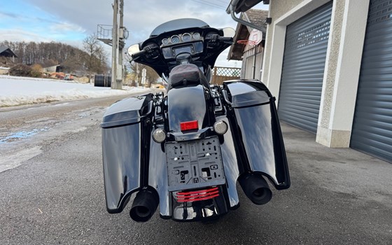 Gebrauchtmotorrad Harley-Davidson Street Glide FLHX - Bild 9