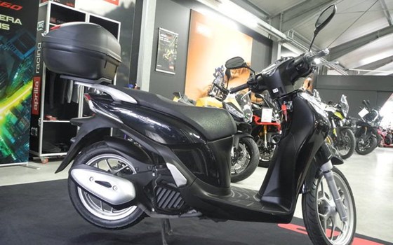 Gebrauchtmotorrad Honda SH125 - Bild 6