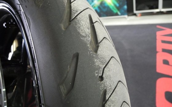 Gebrauchtmotorrad Triumph Trident 660 - Bild 10