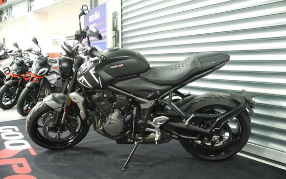 Gebrauchtmotorrad Triumph Trident 660 - Bild 2