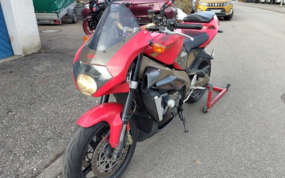 Gebrauchtmotorrad Aprilia Tuono V2 1000 - Bild 1