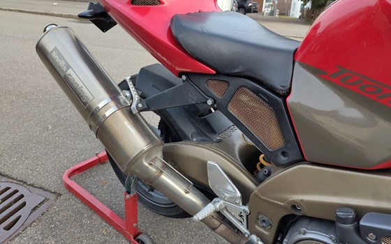 Gebrauchtmotorrad Aprilia Tuono V2 1000 - Bild 11