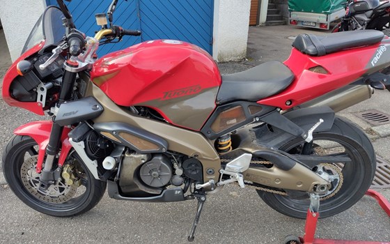 Gebrauchtmotorrad Aprilia Tuono V2 1000 - Bild 2