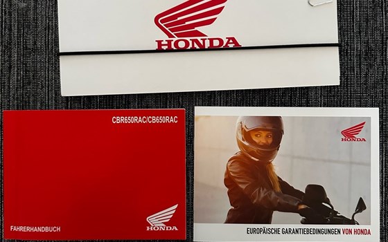 Gebrauchtmotorrad Honda CBR650R E-Clutch - Bild 13