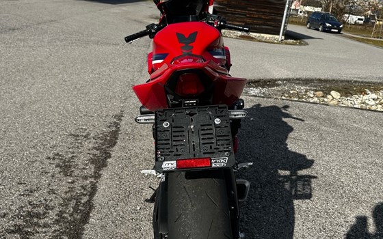 Gebrauchtmotorrad Honda CBR650R E-Clutch - Bild 4